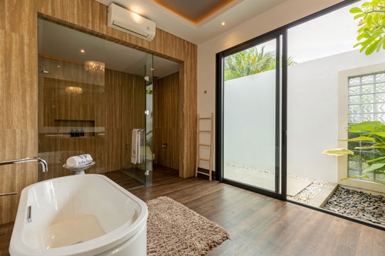 Tirtha Bayu Villa I - Thoughtfully designed bathroom